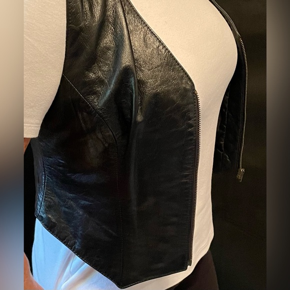 Black Leather Zip Vest - Picture 3 of 6
